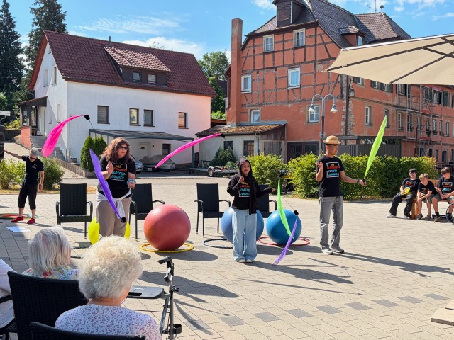 Die Schule Schrozberg - Manege frei in der Tagespflege!